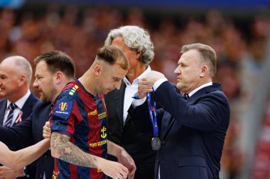 Kamil Grosicki ve Cezary Kulesza 2025 Polonya Kupası finalinde Legia Warszawa ve Pogon Szczecin (Maciej Rogowski) takımları arasında görüldü.)