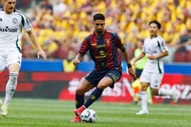 Leo Borges, Legia Warszawa ve Pogon Szczecin (Maciej Rogowski) takımları arasında 2025 Polonya Kupası finalinde görüldü.)