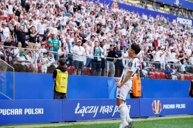 Ryoya Morishita, Legia Warszawa ve Pogon Szczecin (Maciej Rogowski) takımları arasında oynanan 2025 Polonya Kupası finalinde gol attıktan sonra kutlama yaparken görüldü.)