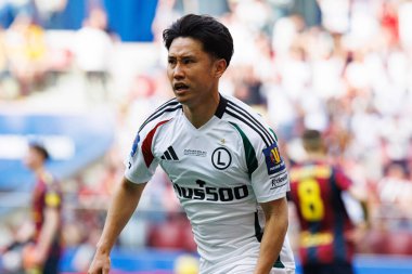 Ryoya Morishita 2025 Polonya Kupası finalinde Legia Warszawa ve Pogon Szczecin (Maciej Rogowski) takımları arasında görüldü.)