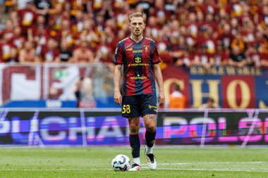 Danijel Loncar, Legia Warszawa ve Pogon Szczecin (Maciej Rogowski) takımları arasında 2025 Polonya Kupası finalinde görüldü.)