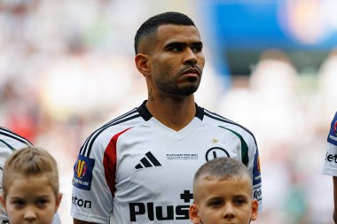 Juergen Elitim, Legia Warszawa ve Pogon Szczecin (Maciej Rogowski) takımları arasında 2025 Polonya Kupası finalinde görüldü.)