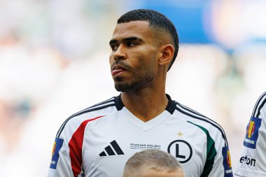 Juergen Elitim, Legia Warszawa ve Pogon Szczecin (Maciej Rogowski) takımları arasında 2025 Polonya Kupası finalinde görüldü.)