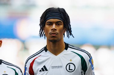 Maximillian Oyedele, Legia Warszawa ve Pogon Szczecin (Maciej Rogowski) takımları arasında 2025 Polonya Kupası finalinde görüldü.)