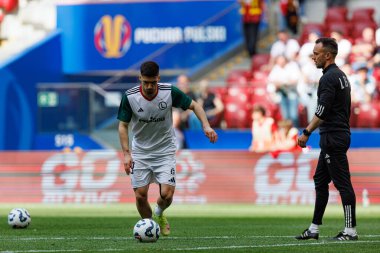 Ruben Vinagre 2025 Polonya Kupası finalinde Legia Warszawa ve Pogon Szczecin (Maciej Rogowski) takımları arasında görüldü.)