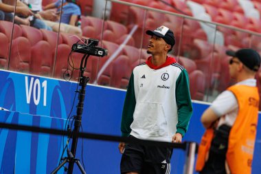 Marcel Mendes Dudzinski, Polonya Kupası 2025 finalinde Legia Warszawa ve Pogon Szczecin (Maciej Rogowski) takımları arasında görüldü.)