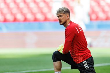 Kacper Tobiasz, Polonya Kupası 2025 finalinde Legia Warszawa ve Pogon Szczecin (Maciej Rogowski) takımları arasında görüldü.)