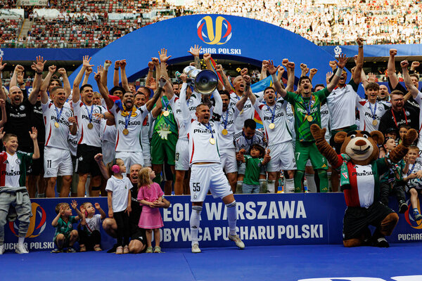 Players of Legia seen celebrating after  winning Polish Cup 2025 final between teams of Legia Warszawa and Pogon Szczecin (Maciej Rogowski)
