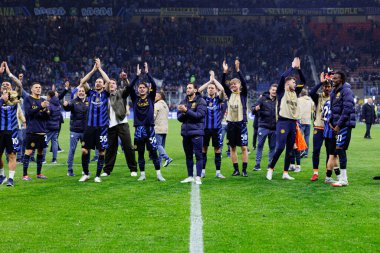 Inter oyuncuları UEFA Şampiyonlar Ligi yarı final maçında Internazionale Milano ve FC Barcelona (Maciej Rogowski) takımları arasında görüldü.)