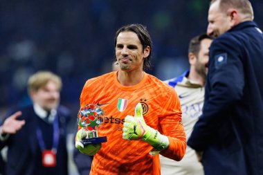 Yann Sommer UEFA Şampiyonlar Ligi yarı final maçında Internazionale Milano ve FC Barcelona (Maciej Rogowski) takımları arasında görüldü.)