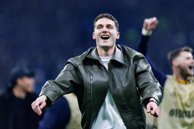 Benjamin Pavard UEFA Şampiyonlar Ligi yarı final maçında Internazionale Milano ve FC Barcelona (Maciej Rogowski) takımları arasında görüldü.)