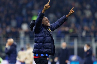 Yann Bisseck UEFA Şampiyonlar Ligi yarı final maçında Internazionale Milano ve FC Barcelona (Maciej Rogowski) takımları arasında görüldü.)