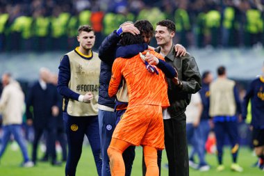 Yann Sommer UEFA Şampiyonlar Ligi yarı final maçında Internazionale Milano ve FC Barcelona (Maciej Rogowski) takımları arasında görüldü.)