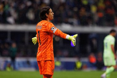 Yann Sommer UEFA Şampiyonlar Ligi yarı final maçında Internazionale Milano ve FC Barcelona (Maciej Rogowski) takımları arasında görüldü.)