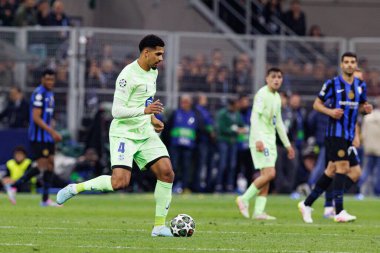 Ronald Araujo UEFA Şampiyonlar Ligi yarı final maçında Internazionale Milano ve FC Barcelona (Maciej Rogowski) takımları arasında görüldü.)