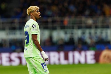 Lamine Yamal UEFA Şampiyonlar Ligi yarı final maçında Internazionale Milano ve FC Barcelona (Maciej Rogowski) takımları arasında görüldü.)