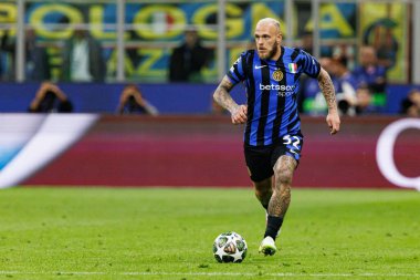 Federico Dimarco UEFA Şampiyonlar Ligi yarı final maçında Internazionale Milano ve FC Barcelona (Maciej Rogowski) takımları arasında görüldü.)