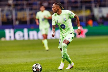Raphinha UEFA Şampiyonlar Ligi yarı final maçında Internazionale Milano ve FC Barcelona (Maciej Rogowski) takımları arasında görüldü.)