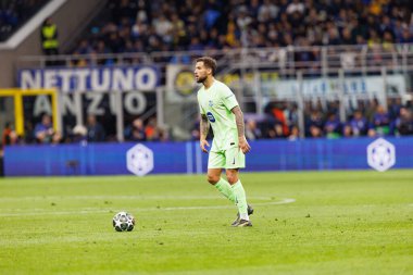 Inigo Martinez UEFA Şampiyonlar Ligi yarı final maçında Internazionale Milano ve FC Barcelona (Maciej Rogowski) takımları arasında görüldü.)