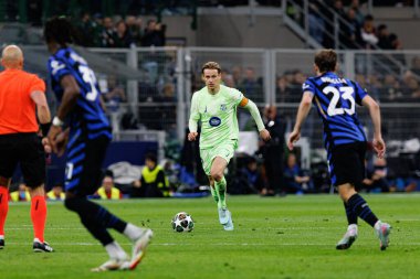Frenkie De Jong UEFA Şampiyonlar Ligi yarı final maçında Internazionale Milano ve FC Barcelona (Maciej Rogowski) takımları arasında görüldü.)