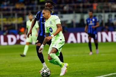 Raphinha UEFA Şampiyonlar Ligi yarı final maçında Internazionale Milano ve FC Barcelona (Maciej Rogowski) takımları arasında görüldü.)