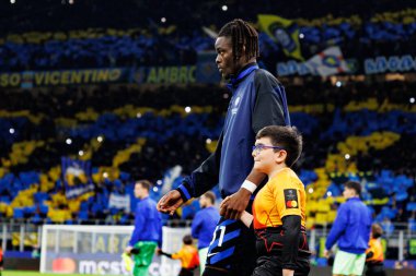 Yann Bisseck UEFA Şampiyonlar Ligi yarı final maçında Internazionale Milano ve FC Barcelona (Maciej Rogowski) takımları arasında görüldü.)