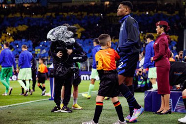 Denzel Dumfries UEFA Şampiyonlar Ligi yarı final maçında Internazionale Milano ve FC Barcelona (Maciej Rogowski) takımları arasında görüldü.)