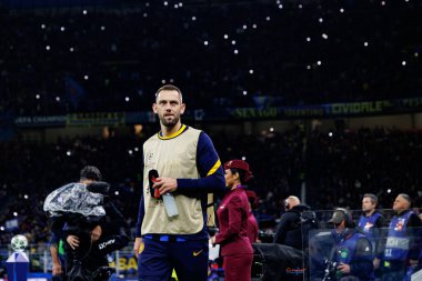 Stefan De Vrij UEFA Şampiyonlar Ligi yarı final maçında Internazionale Milano ve FC Barcelona (Maciej Rogowski) takımları arasında görüldü.)