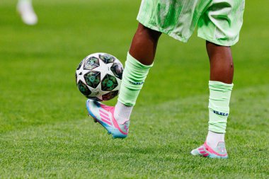 Lamine Yamal UEFA Şampiyonlar Ligi yarı final maçında Internazionale Milano ve FC Barcelona (Maciej Rogowski) takımları arasında görüldü.)