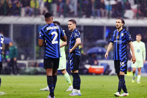 Piotr Zielinski UEFA Şampiyonlar Ligi yarı final maçında Internazionale Milano ve FC Barcelona (Maciej Rogowski) takımları arasında görüldü.)