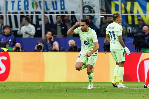 Eric Garcia UEFA Şampiyonlar Ligi yarı final maçında Milano ve FC Barcelona (Maciej Rogowski)