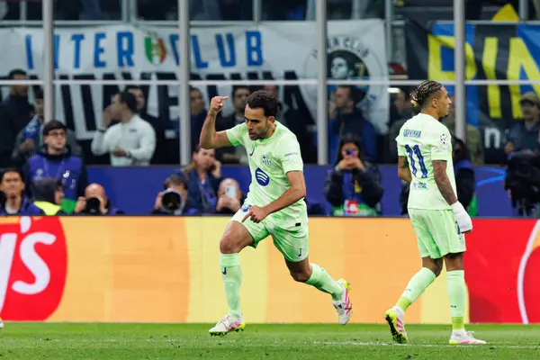 Eric Garcia UEFA Şampiyonlar Ligi yarı final maçında Milano ve FC Barcelona (Maciej Rogowski)