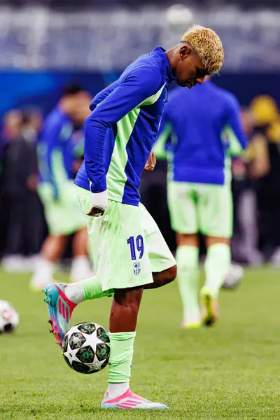 Lamine Yamal UEFA Şampiyonlar Ligi yarı final maçında Internazionale Milano ve FC Barcelona (Maciej Rogowski) takımları arasında görüldü.)