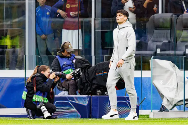 Gerard Martin UEFA Şampiyonlar Ligi yarı final maçında Internazionale Milano ve FC Barcelona (Maciej Rogowski) takımları arasında görüldü.)