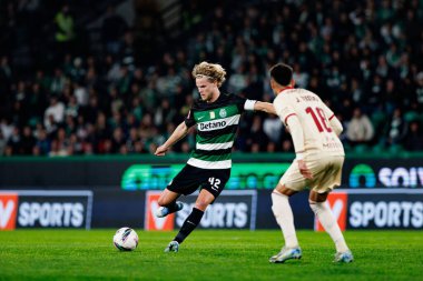 Morten Hjulmand, Liga Portekiz maçı sırasında Estadio Jose Alvalade 'de (Maciej Rogowski) spor takımları ile Gil Vicente FC arasında görüldü.)