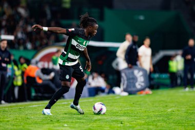 Liga Portekiz maçı sırasında Estadio Jose Alvalade 'de (Maciej Rogowski) spor takımları ile Gil Vicente FC arasında Geovany Quenda görüldü.)