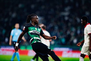 Liga Portekiz maçı sırasında Estadio Jose Alvalade 'de (Maciej Rogowski) spor takımları ile Gil Vicente FC arasında Geovany Quenda görüldü.)