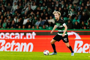 Morten Hjulmand, Liga Portekiz maçı sırasında Estadio Jose Alvalade 'de (Maciej Rogowski) spor takımları ile Gil Vicente FC arasında görüldü.)