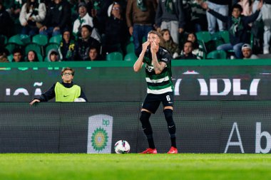 Liga Portekiz maçında Estadio Jose Alvalade 'de (Maciej Rogowski) spor takımları ile Gil Vicente FC arasında Zeno Debast görüldü.)