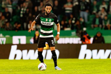 Jeremiah St. Juste, Liga Portekiz maçı sırasında Estadio Jose Alvalade 'de (Maciej Rogowski) spor takımları ile Gil Vicente FC arasında görüldü.)