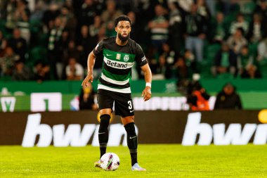 Jeremiah St. Juste, Liga Portekiz maçı sırasında Estadio Jose Alvalade 'de (Maciej Rogowski) spor takımları ile Gil Vicente FC arasında görüldü.)