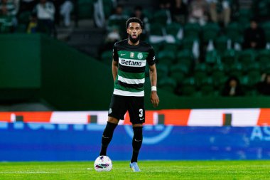 Jeremiah St. Juste, Liga Portekiz maçı sırasında Estadio Jose Alvalade 'de (Maciej Rogowski) spor takımları ile Gil Vicente FC arasında görüldü.)