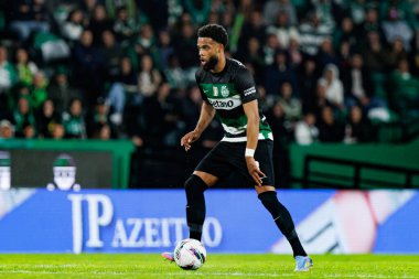 Jeremiah St. Juste, Liga Portekiz maçı sırasında Estadio Jose Alvalade 'de (Maciej Rogowski) spor takımları ile Gil Vicente FC arasında görüldü.)