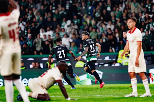 Maximiliano Araujo, Liga Portekiz maçı sırasında Estadio Jose Alvalade 'de (Maciej Rogowski)