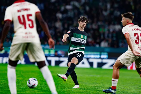 Eduardo Quaresma, Liga Portekiz maçı sırasında Estadio Jose Alvalade 'de (Maciej Rogowski)