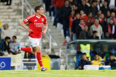 Andrea Belotti, Liga Portekiz maçı sırasında Estoril Praia ve SL Benfica takımları arasında Estadio Antonio Coimbra da Mota 'da görüldü (Maciej Rogowski)