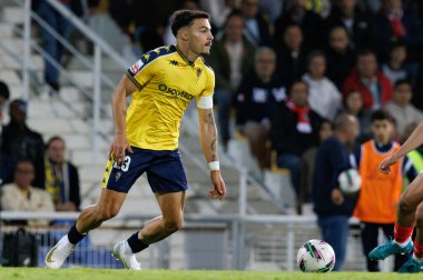 Pedro Alvaro, Liga Portekiz maçı sırasında Estoril Praia ve SL Benfica takımları arasında Estadio Antonio Coimbra da Mota 'da görüldü (Maciej Rogowski)