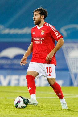 Liga Portekiz maçı sırasında Estoril Praia ve SL Benfica takımları arasında Estadio Antonio Coimbra da Mota 'da görüldü (Maciej Rogowski)