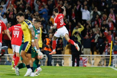 Nicolas Otamendi, Liga Portekiz maçında GD Estoril Praia ile Estadio Antonio Coimbra da Mota (Maciej Rogowski)