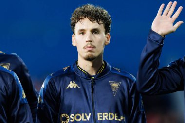 Jandro Orellana, Liga Portekiz maçı sırasında Estoril Praia ve SL Benfica takımları arasında Estadio Antonio Coimbra da Mota 'da (Maciej Rogowski)